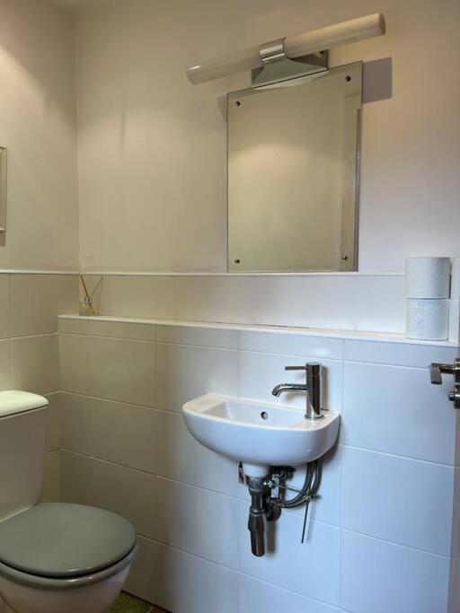 Gorgeous 2 Bed Loft Style Apartment Manchester Exterior foto